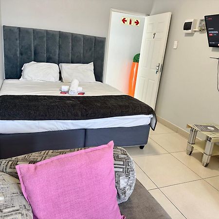קייפטאון Mowetu Guest House מראה חיצוני תמונה